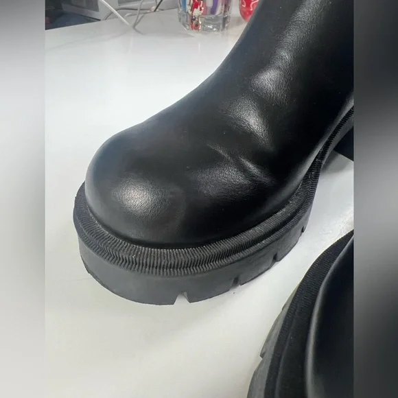 Zara Block Heel Platform Ankle Chelsea Boot Lug Sole Black Size 37 US 6.5 NWT - Picture 4 of 10